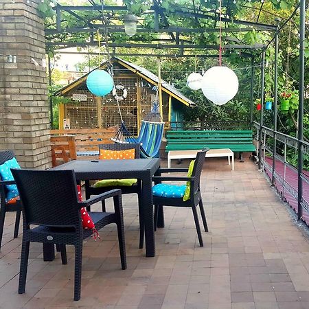 Green House In Batumi Bagian luar foto